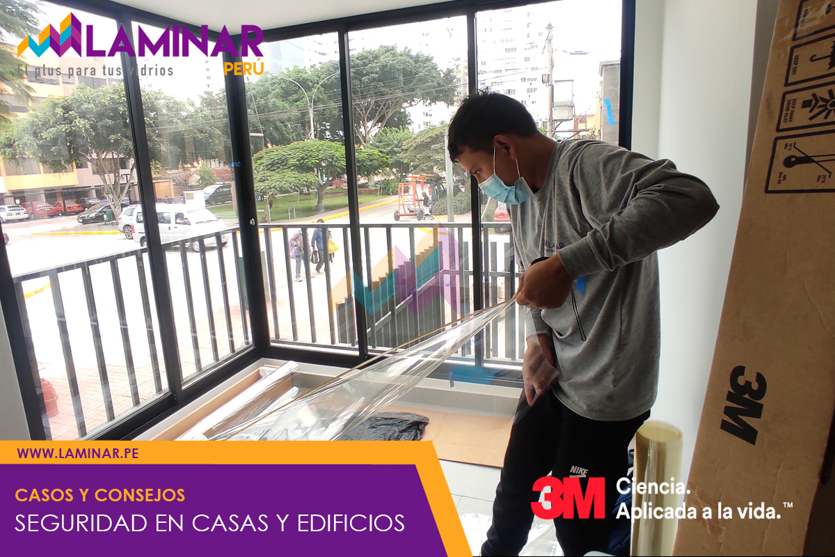 Láminas de seguridad anti vandalismo para casas y edificios